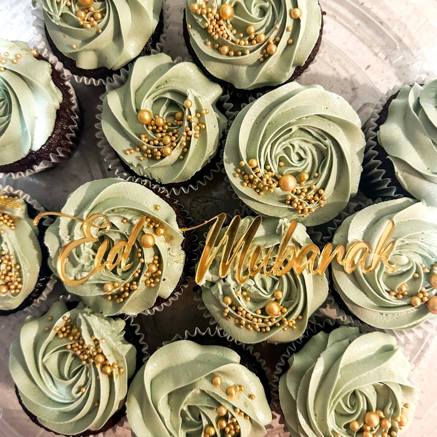 Personalised Acrylic Cake Topper - Custom Text for Cupcakes & Desserts - Single-Layer Elegant Decor